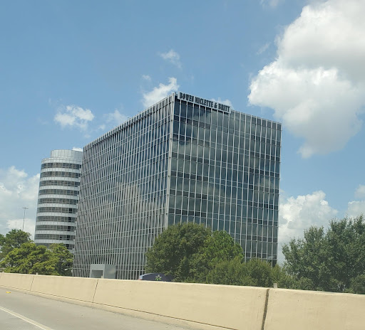 bank Armstrong Lee & Baker Llp: Personal Injury Lawyer Houston