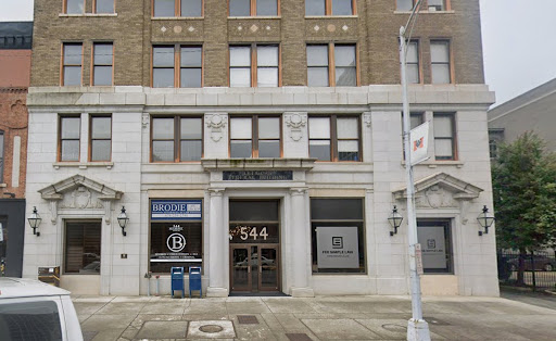 bank Howe.Law Injury & Accident Lawyers