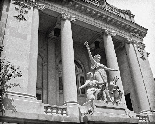 bank Jawn J. Bauer, Bauer And Densford