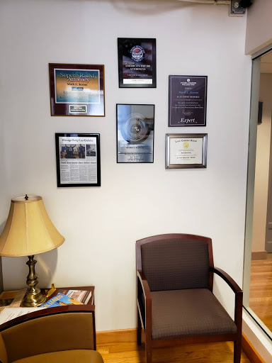 bank Mark L. Karno & Associates, Llc