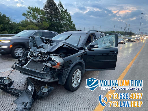 bank Molina Law Firm, Accident & Injury Lawyers - Houston