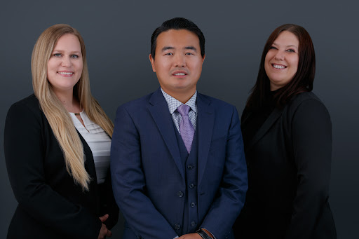bank Pacific Coast Trial Law Firm(圣地亚哥资深专精车祸律师 王志明律师)