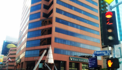 bank Salamati Law Firm